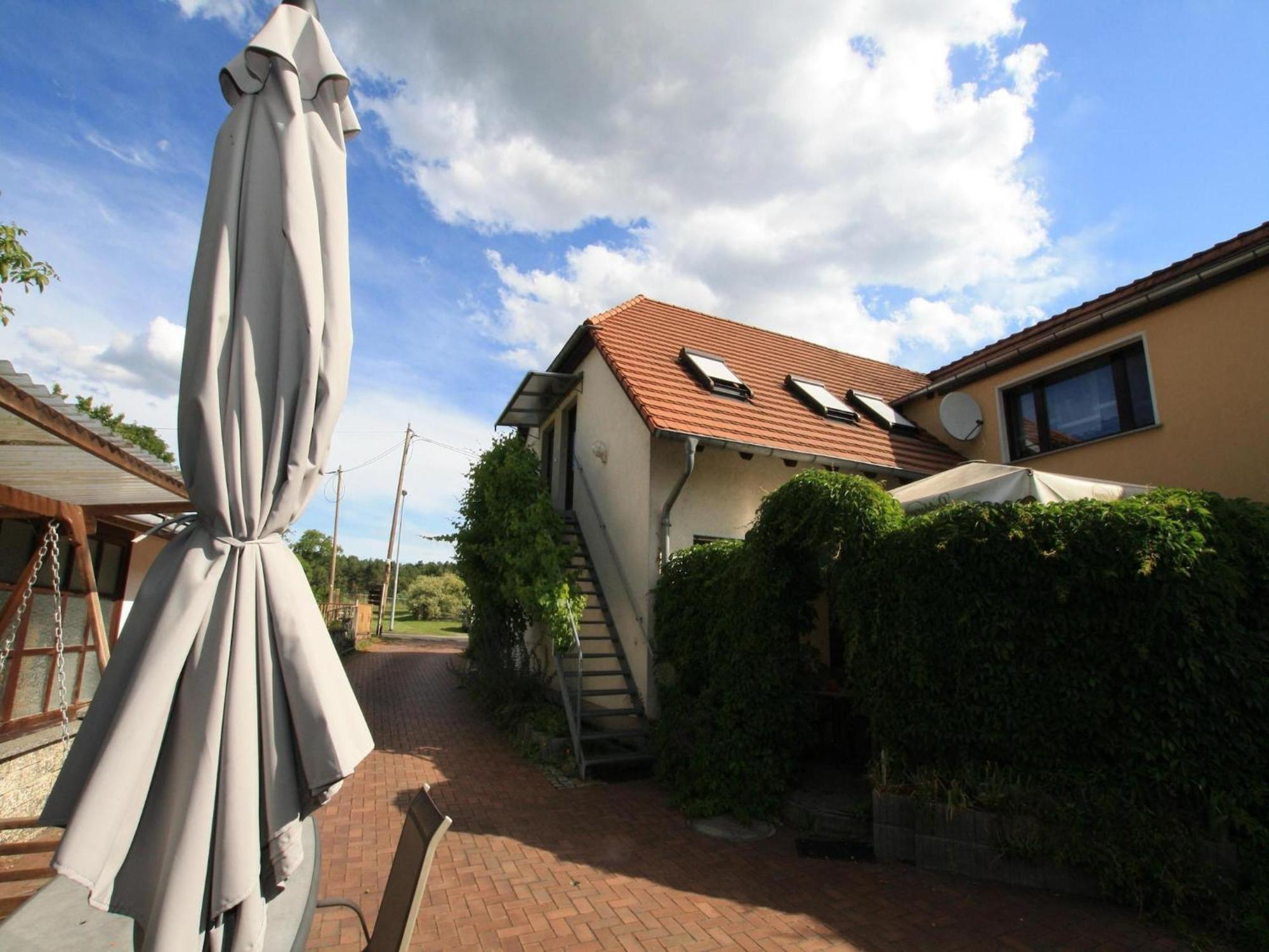 Apartment In Luckaitztal Gossda With Parking Space Exterior photo
